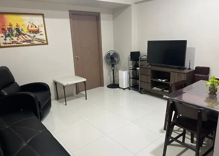 Marvinn'S By Lvh - 150 Newport Boulevard, Studio Balcony Near Naia
